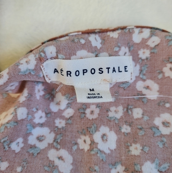 Aeropostale Floral Dress. Size Medium. Rusty orange color with white flowers. - Picture 4 of 7